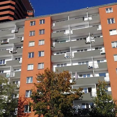 Powstancow Wielkopolskich 12 Poznan Luaran gambar